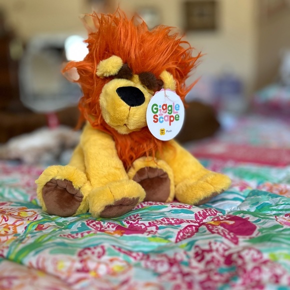 Plush Lion Toy - Yellow and Orange - Picture 2 of 3